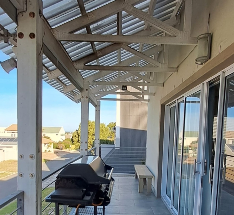 4 Bedroom Property for Sale in Vermont Western Cape